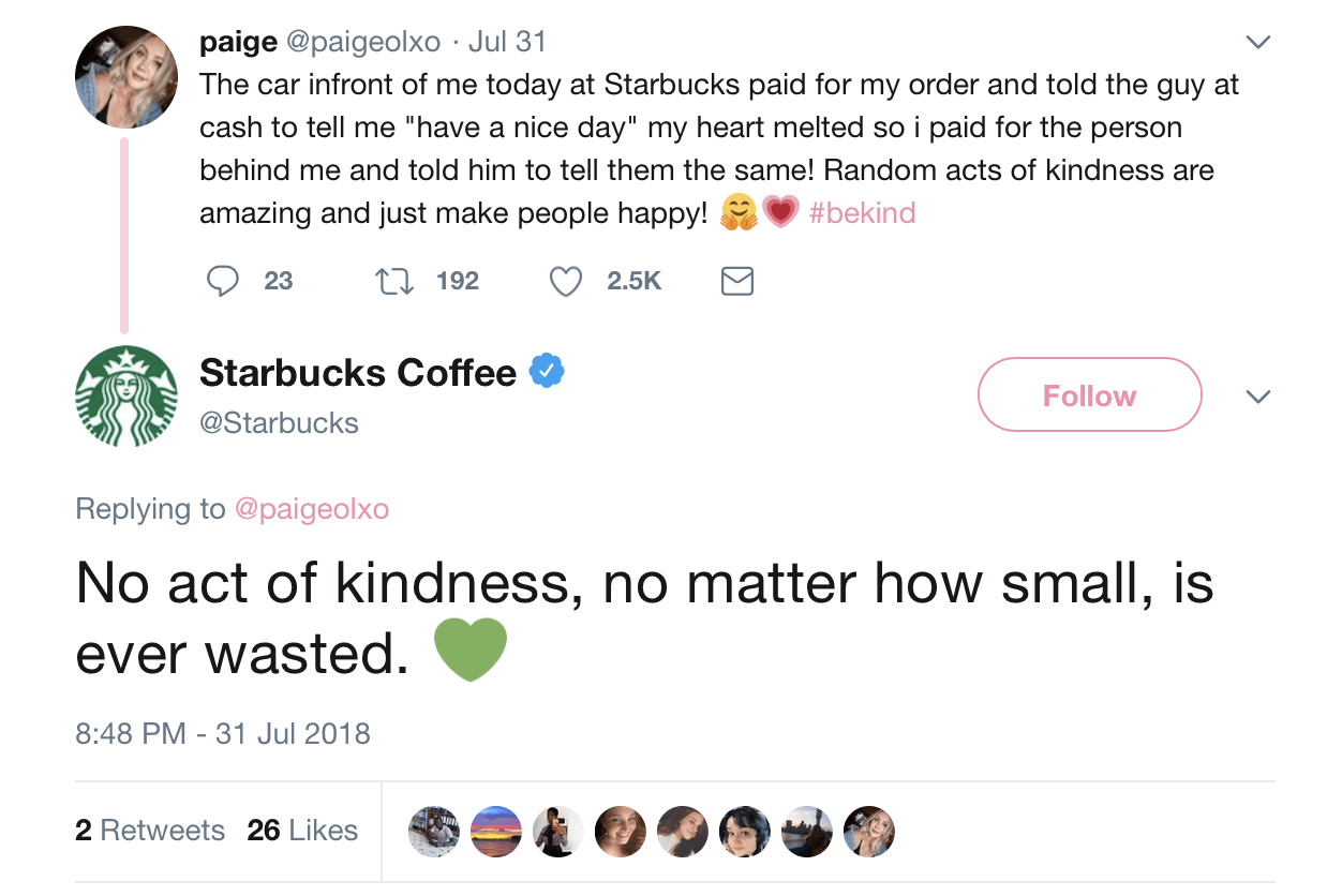 Starbucks replies to a customer's positive mention on Twitter